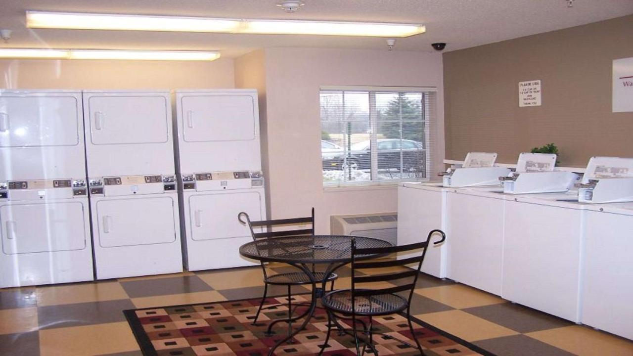 Sonesta Simply Suites Chicago Либъртивил Екстериор снимка