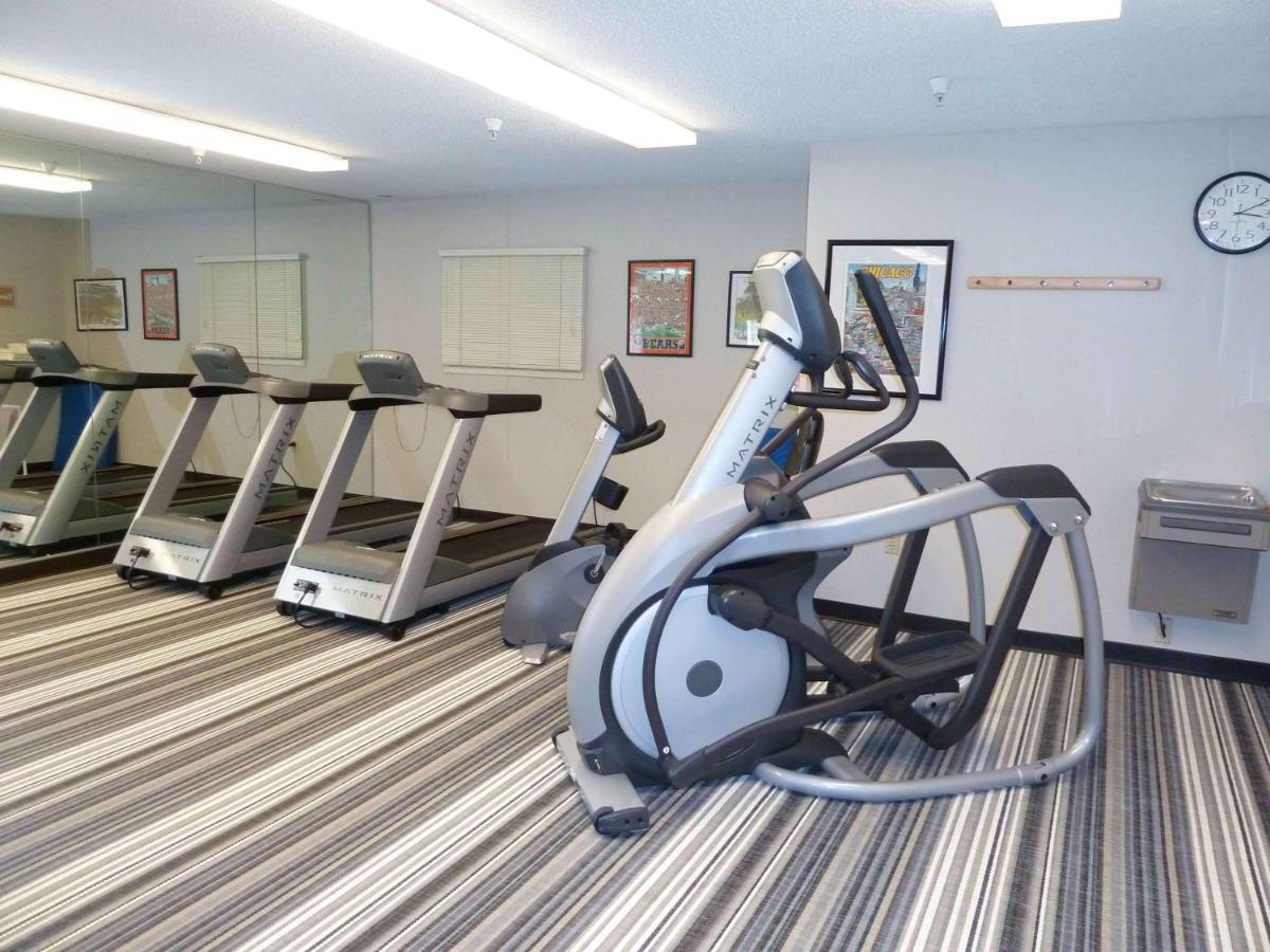 Sonesta Simply Suites Chicago Либъртивил Екстериор снимка
