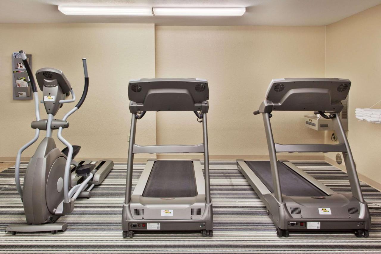 Sonesta Simply Suites Chicago Либъртивил Екстериор снимка