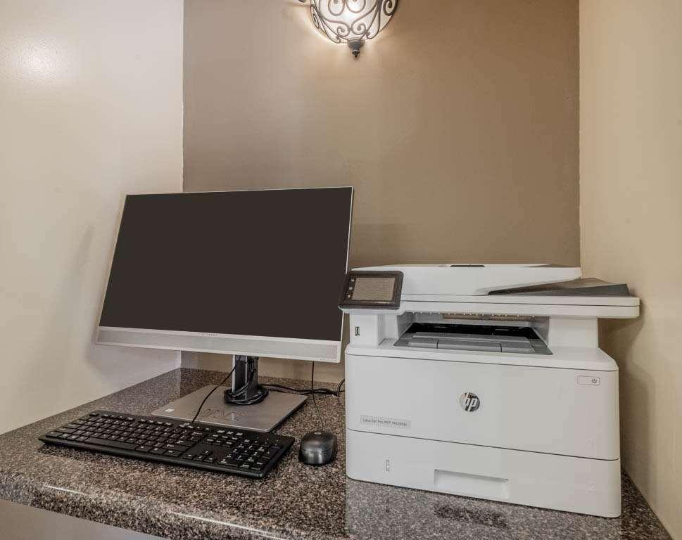 Sonesta Simply Suites Chicago Либъртивил Съоръжения снимка